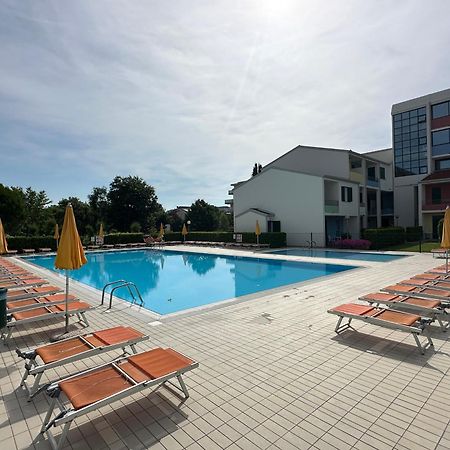 Villaggio Luna Swimmingpool- Agenzia Cocal Caorle Ngoại thất bức ảnh