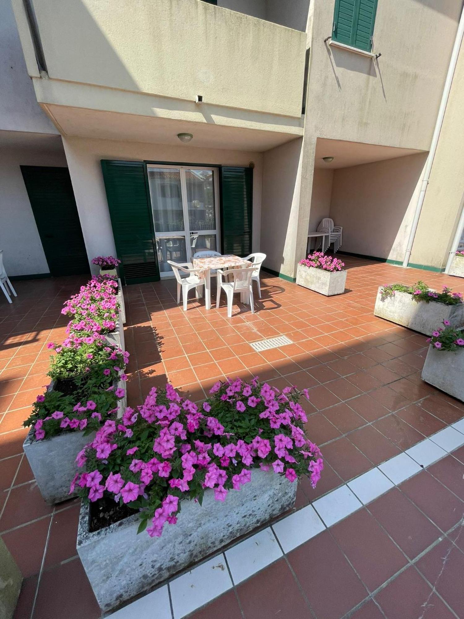 Villaggio Luna Swimmingpool- Agenzia Cocal Caorle Ngoại thất bức ảnh