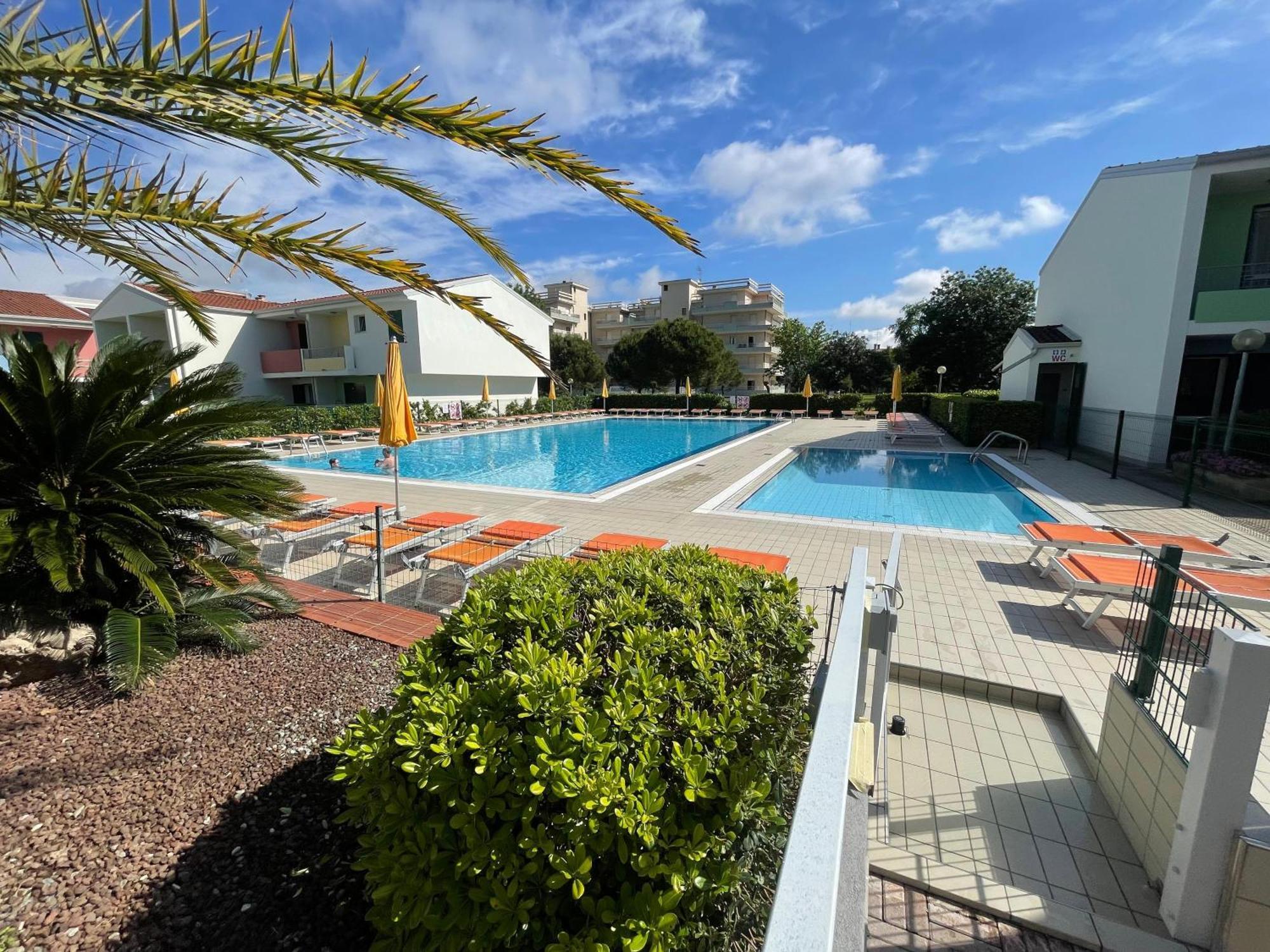 Villaggio Luna Swimmingpool- Agenzia Cocal Caorle Ngoại thất bức ảnh