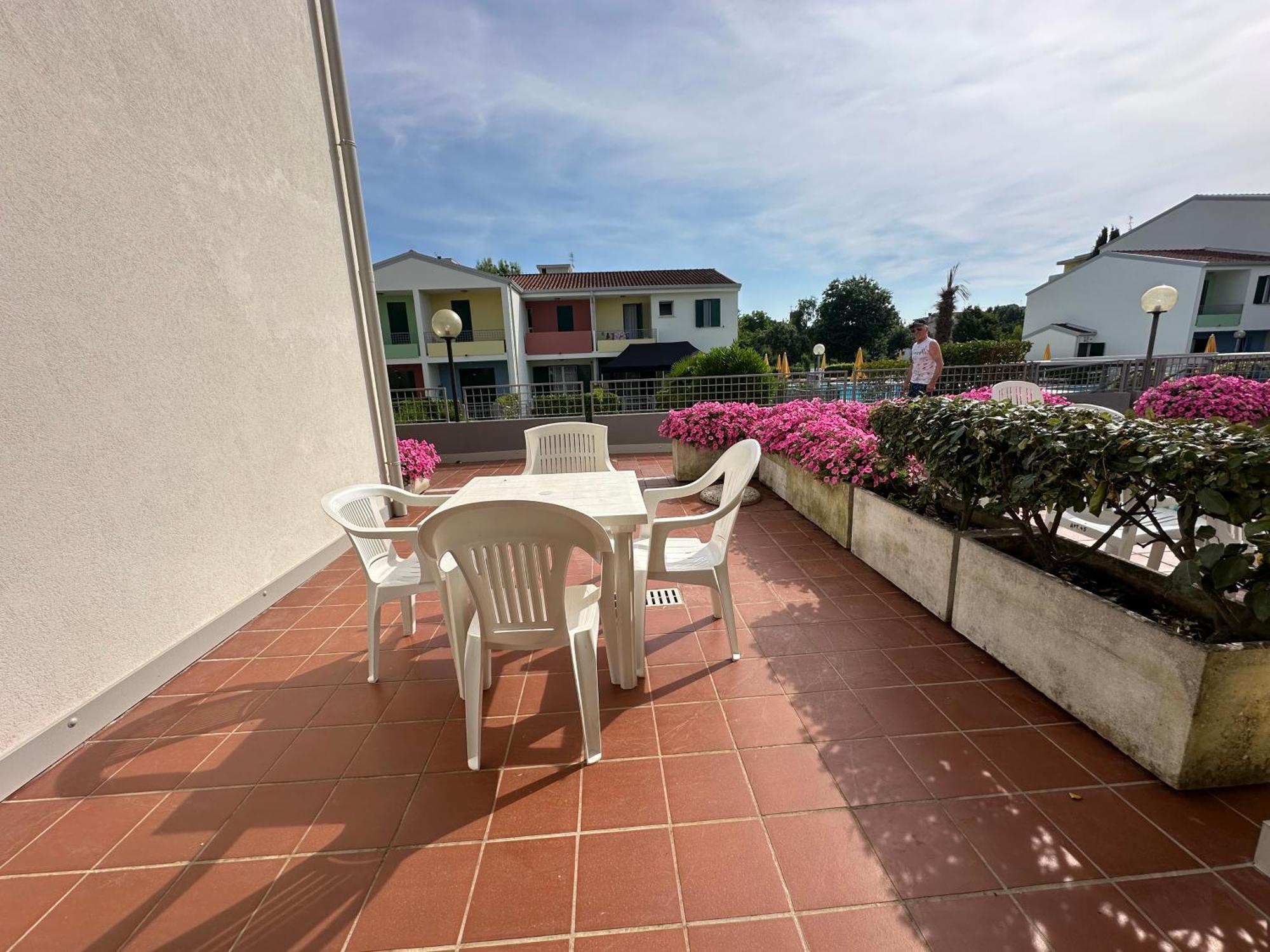 Villaggio Luna Swimmingpool- Agenzia Cocal Caorle Ngoại thất bức ảnh