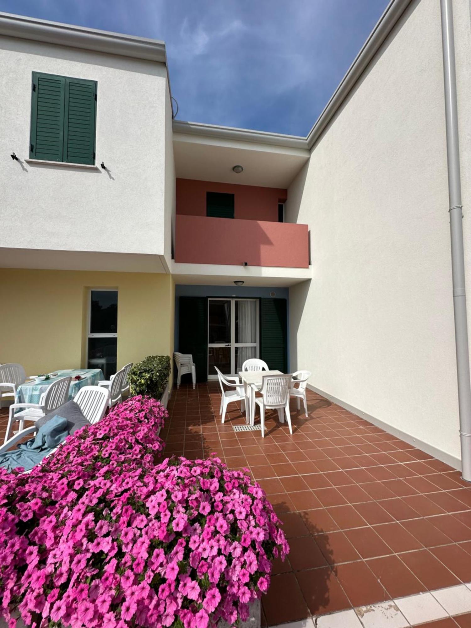 Villaggio Luna Swimmingpool- Agenzia Cocal Caorle Ngoại thất bức ảnh